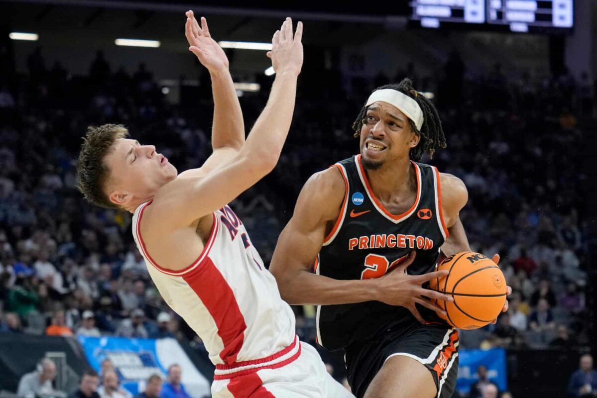 Princeton's first tournament win since defeating UNLV in 1998 was led by Tosan Evbuomwan, who scored 15 points.
