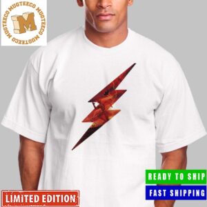 The Flash Worlds Collide The Flash Batman And Supergirl In The Signature Lightning Logo Unisex T-Shirt