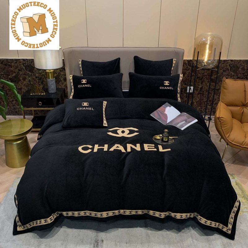 Chanel Luxury Golden Logo In Basic Black Background With Logo Frame Bedding  Set - Mugteeco