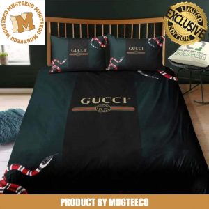 Luxury Gucci Snake With Big Logo In Black And Green Stripes Background Bedding Set
