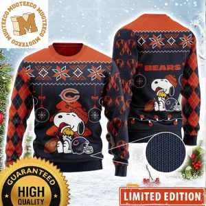Chicago Bears Charlie Brown Snoopy Hug Woodstock 2023 Holiday Gifts Ugly Christmas Sweater