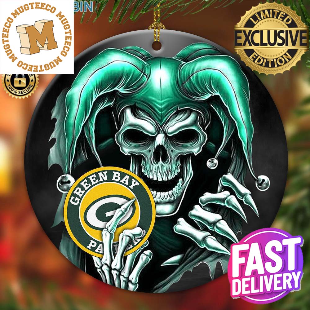 Green Bay Packers NFL Golden Skull Santa Hat And Logo Christmas