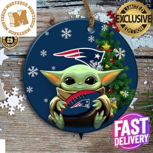 New England Patriots Baby Yoda NFL Custom Name 2023 Holiday Gifts Christmas Decorations Ornament