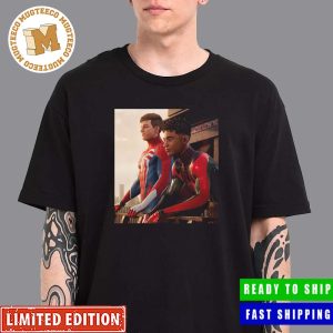 Spider Man 2 PS5 Peter Parker And Miles Morales Peaceful Scene Unisex T-Shirt