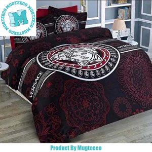 Versace Medusa Head Logo White Anh Red In Plum Red Background Bedding Set King Size