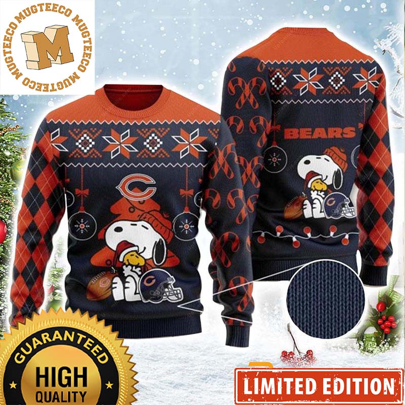 Chicago Bears Charlie Brown Snoopy Hug Woodstock 2023 Holiday Gifts Ugly Christmas Sweater Chicago Bears Charlie Brown Snoopy Hug Woodstock 2023 Holiday Gifts Ugly Christmas Sweater
