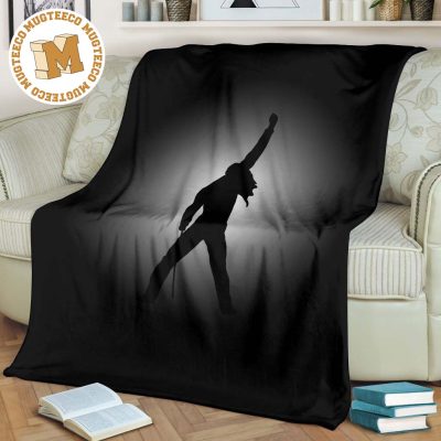 Freddie Mercury On Stage Fleece Blanket Fan Gift Idea Freddie Mercury On Stage Fleece Blanket Fan Gift Idea