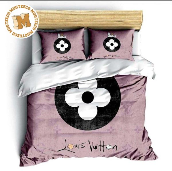 Louis Vuitton Monogram Icon x Peanuts Cartoon Snoopy In Sand Pink Monogram Comforter Bedding Set Louis Vuitton Monogram Icon x Peanuts Cartoon Snoopy In Sand Pink Monogram Comforter Bedding Set