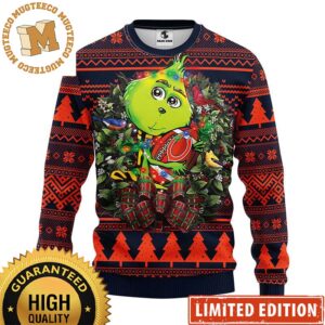 NFL Chicago Bears Cute Grinch Hug Christmas Ugly Sweater – Chicago Bears Ugly Sweater