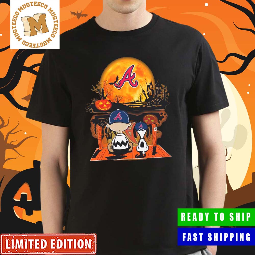 The Peanuts Snoopy And Charlie Browns Watching Atlanta Braves Happy Halloween Classic T-Shirt The Peanuts Snoopy And Charlie Browns Watching Atlanta Braves Happy Halloween Classic T-Shirt