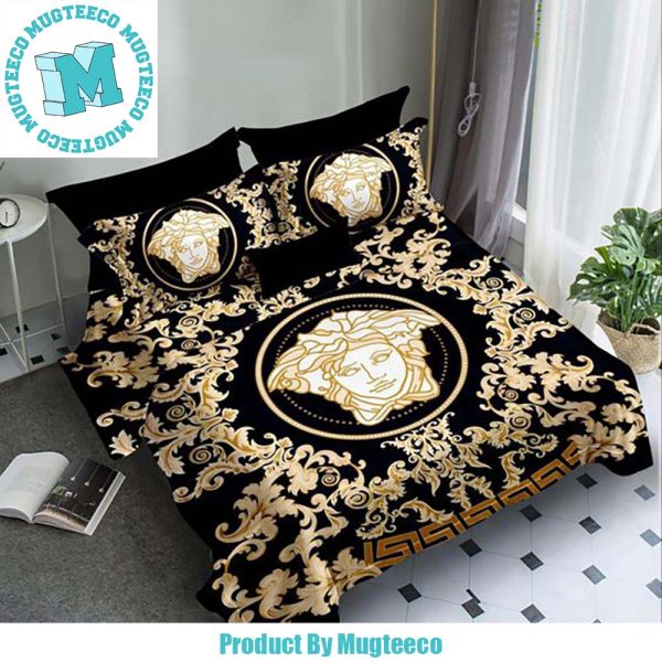 Versace Barocco Print And Greca Border Yellow Pattern In Black Background Bedding Set King Size Versace Barocco Print And Greca Border Yellow Pattern In Black Background Bedding Set King Size